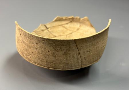 Imagen Vaso. Cerámica de paredes finas. Siglo II d.C. Museo de Segovia (foto: J. M. Cófreces).